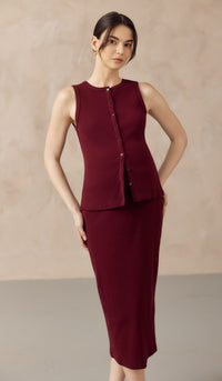 CLARESSA BUTTONDOWN RIBBED KNIT TANK TOP BURGUNDY