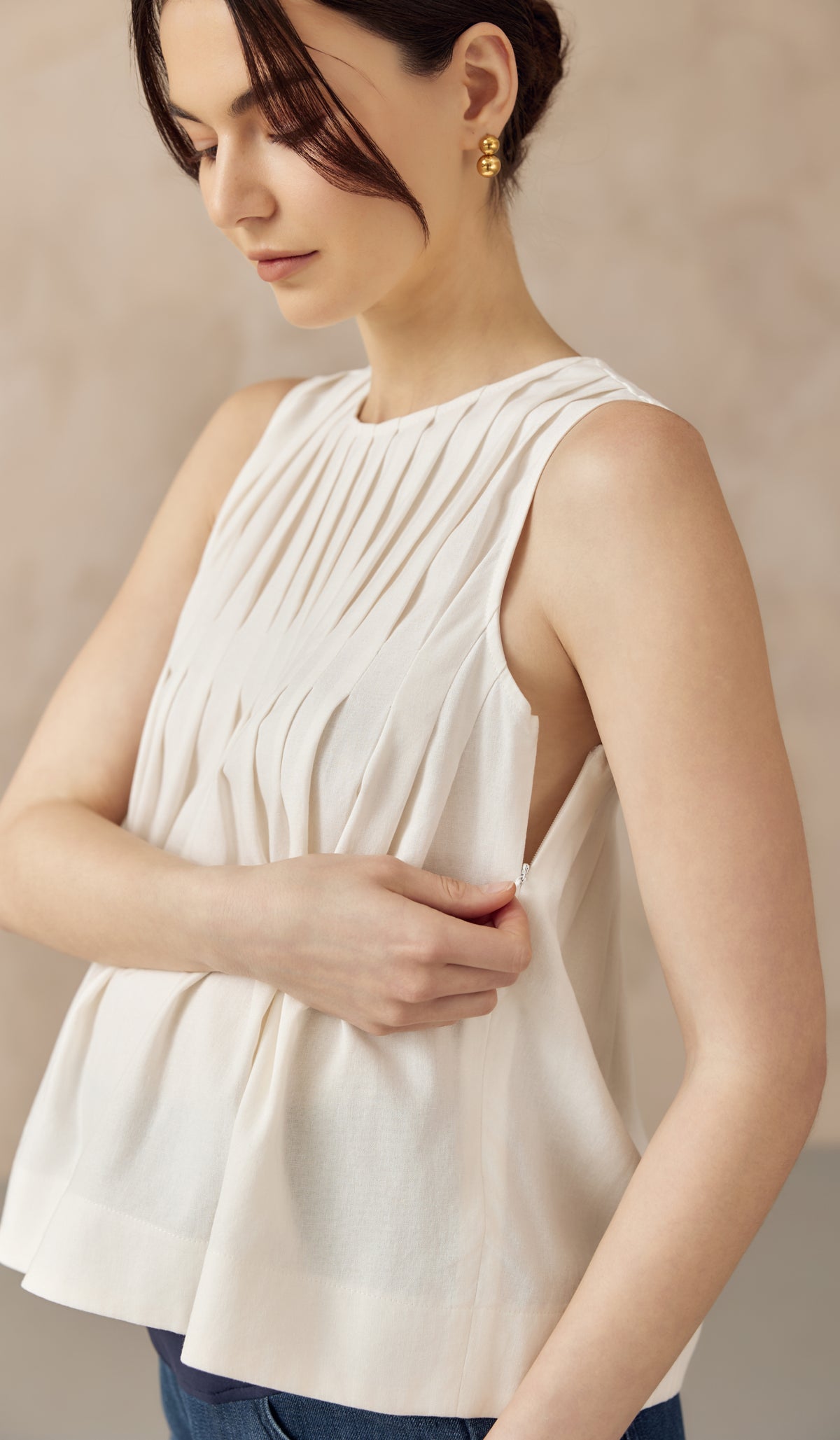 SHILLA LINEN PLEATED TOP WHITE