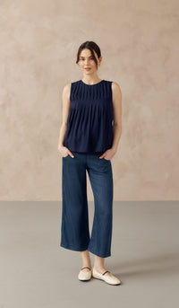 SHILLA LINEN PLEATED TOP NAVY