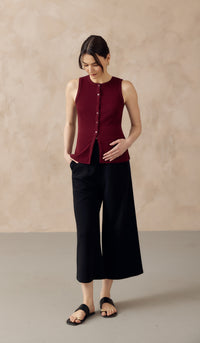 CLARESSA BUTTONDOWN RIBBED KNIT TANK TOP BURGUNDY