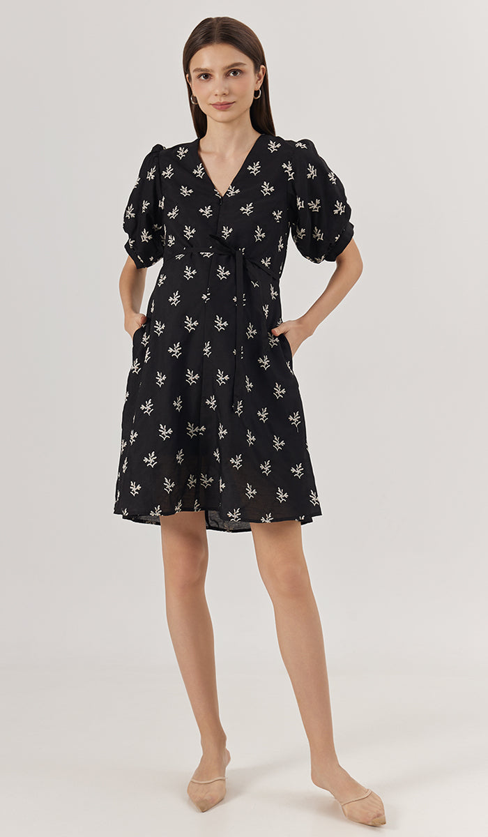 NAMI EMBROIDERY NURSING DRESS BLACK